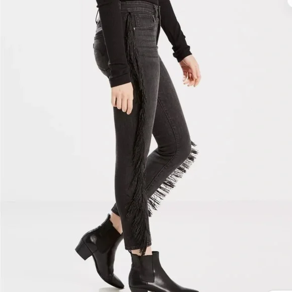 Levi's Limited 721 Fringe-Trim Skinny Ankle Jeans Black womens Size 24 - Picture 2 of 11